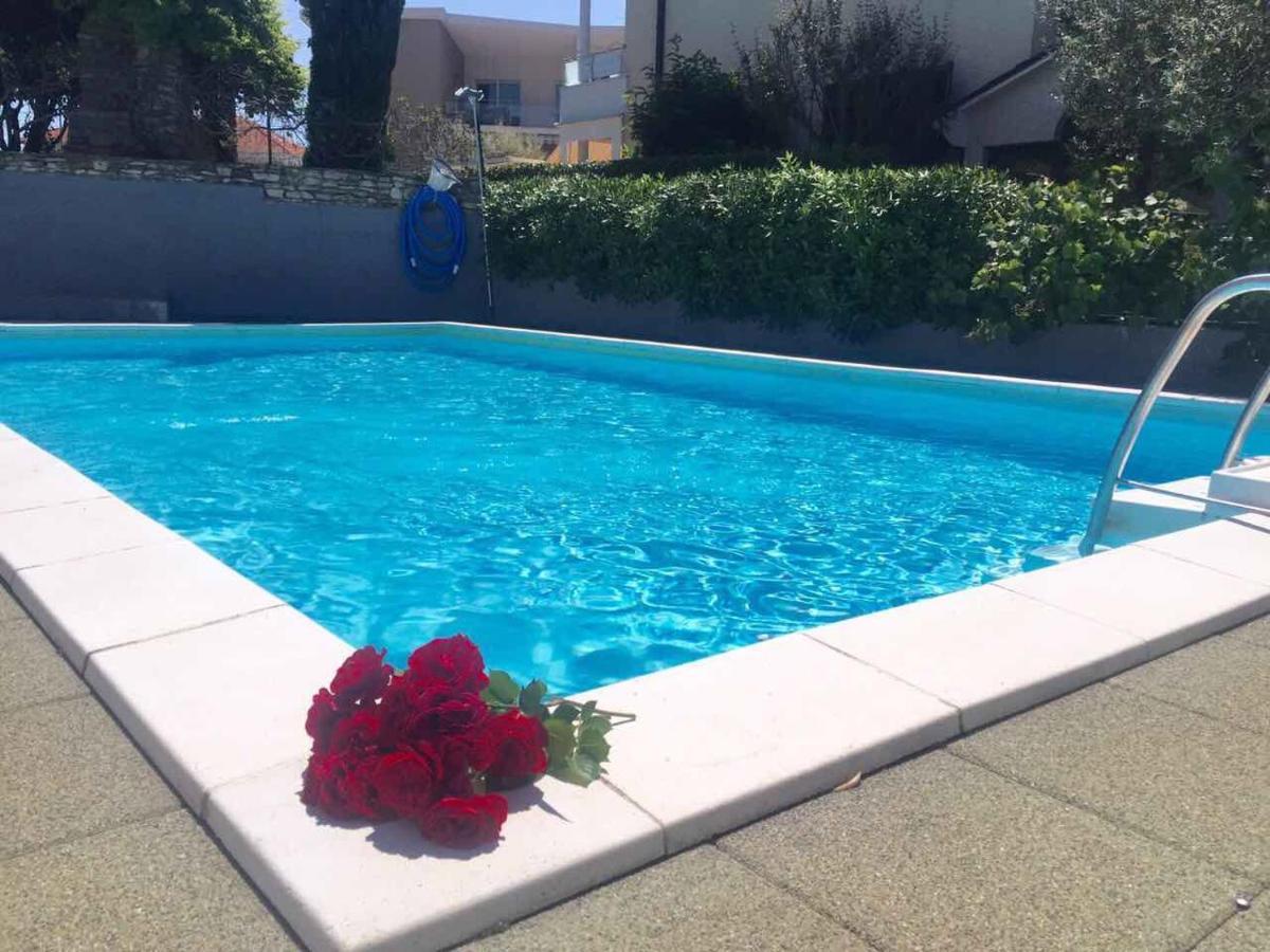 Apartment Mirella أوماغ المظهر الخارجي الصورة
