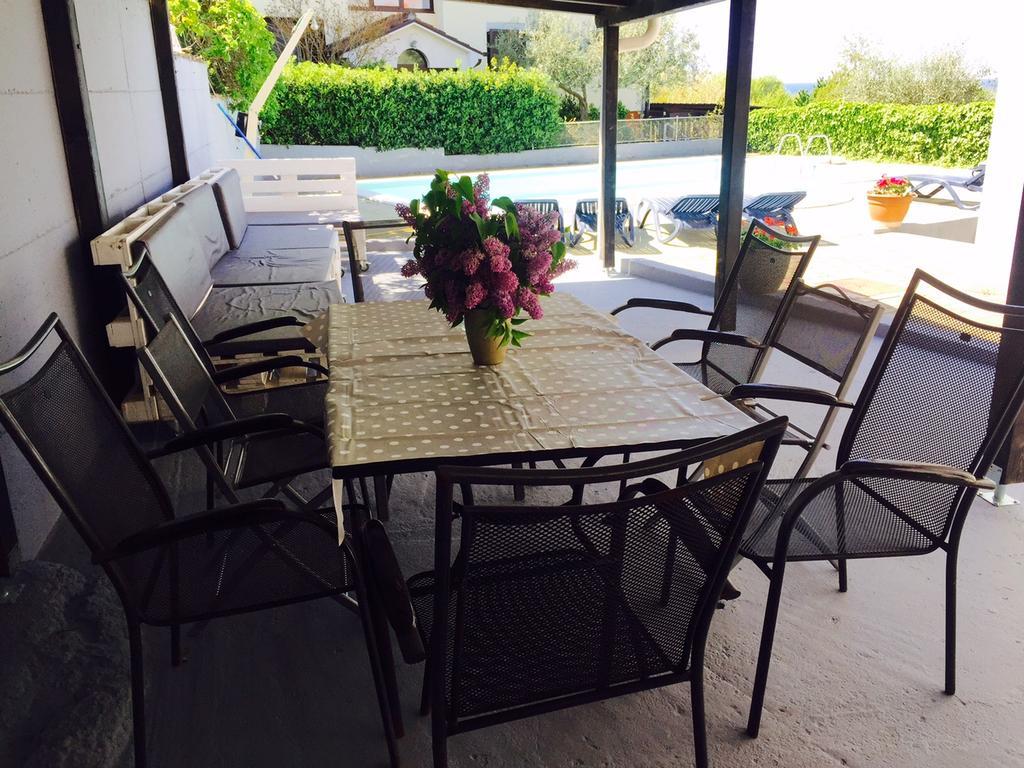 Apartment Mirella أوماغ المظهر الخارجي الصورة