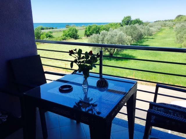 Apartment Mirella أوماغ المظهر الخارجي الصورة